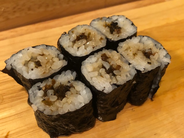 札幌で立喰い寿司ならオススメです！「祭寿司」（資生館小学校前）