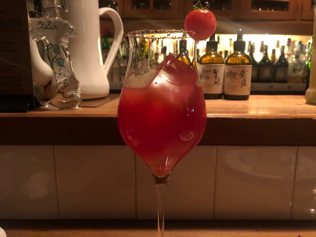 女性バーテンダー！「cocktail bar spoon（カクテルバー スプーン）」（北海道・旭川）