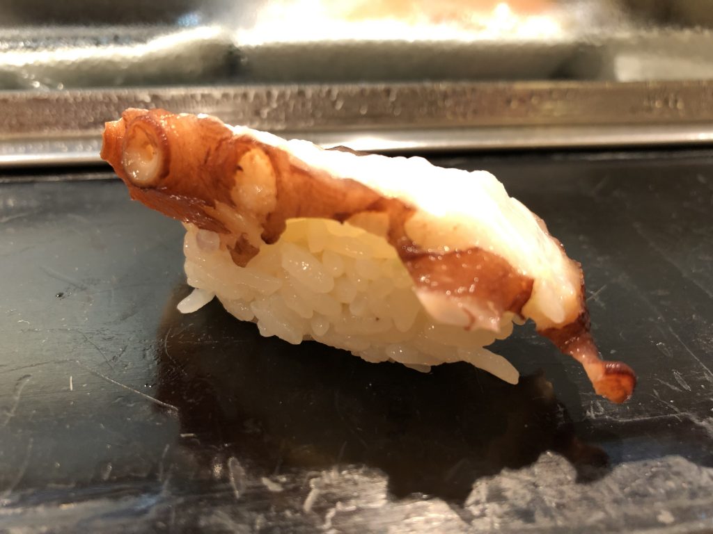 ランチの海鮮丼が超人気！「ふくべ寿し」（清澄白河）