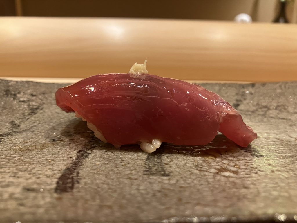 銀座で寿司ランチの最高峰！「鮨 いしやま」を楽しむ